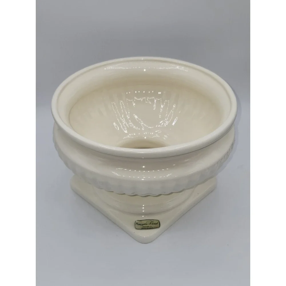 Haeger Floral Grecian Pedestal Urn Planter Ivory Ceramic Cachepot USA 8.5